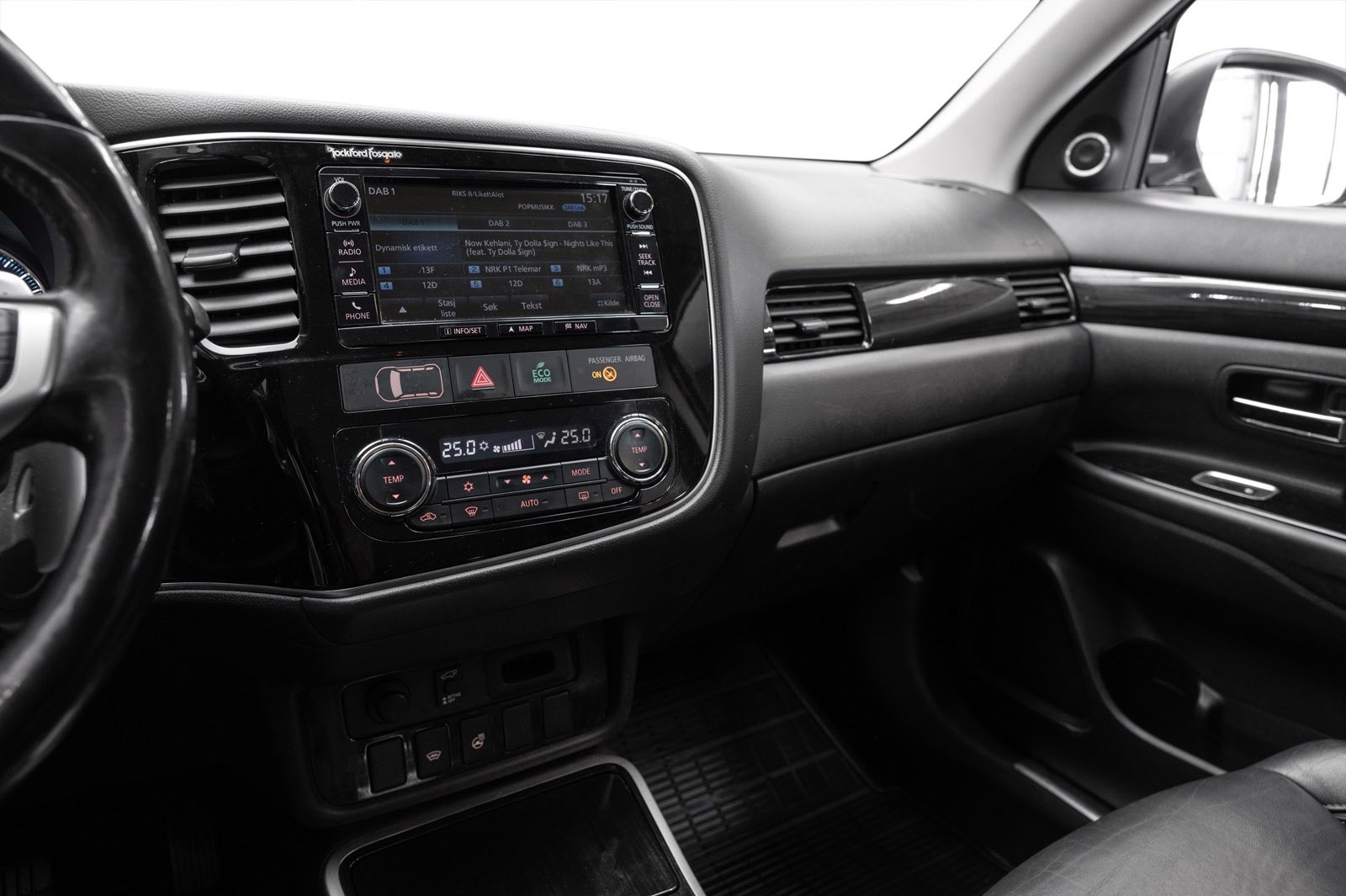 Hovedbilde av Mitsubishi Outlander