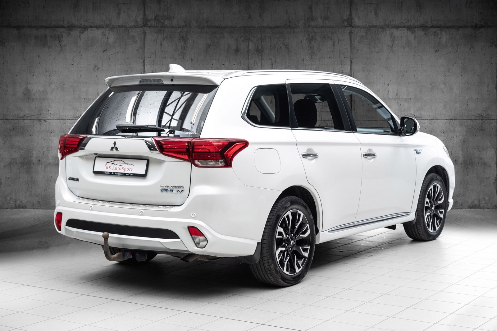 Hovedbilde av Mitsubishi Outlander