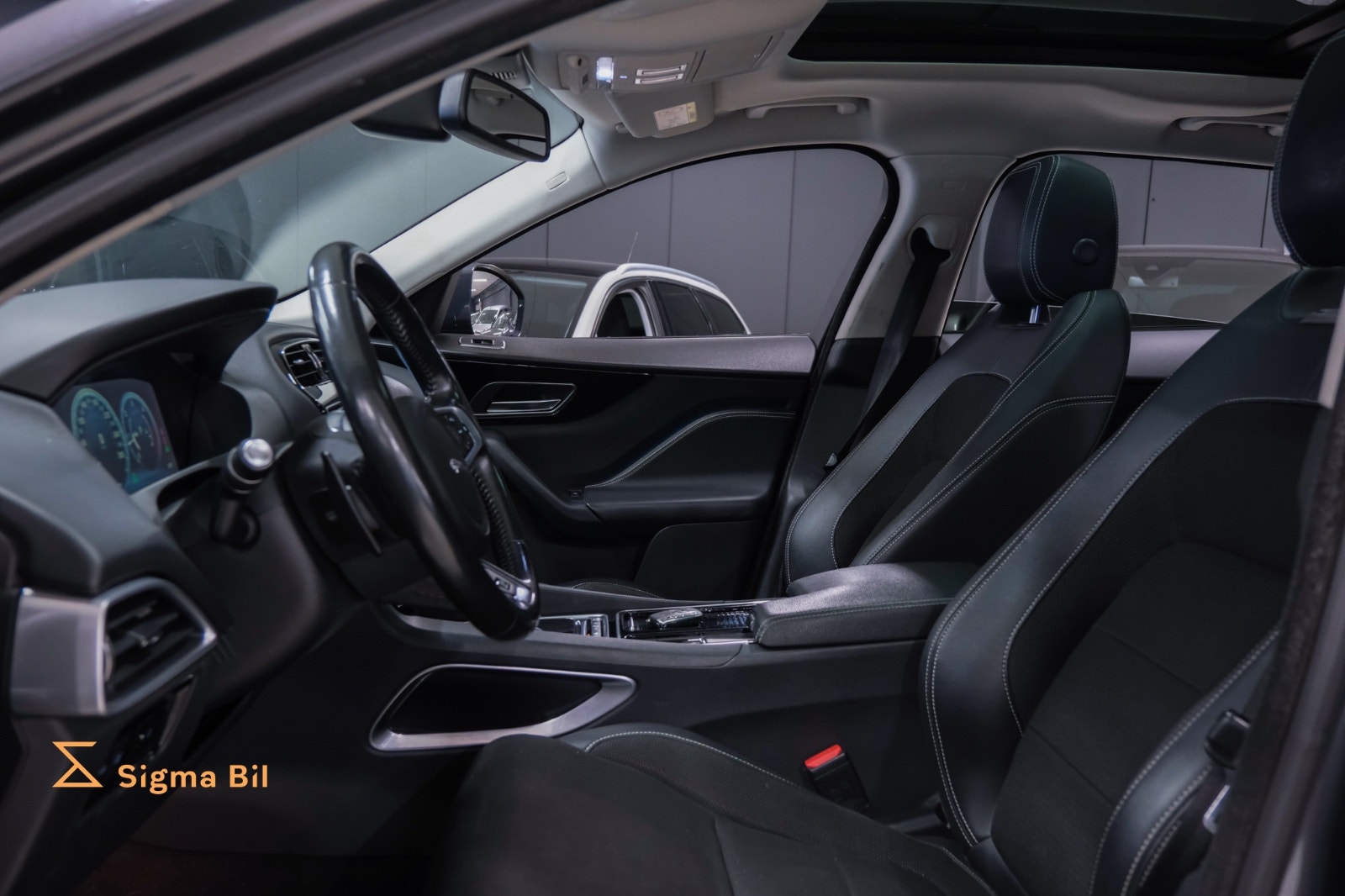 Bilde av Jaguar F-PACE