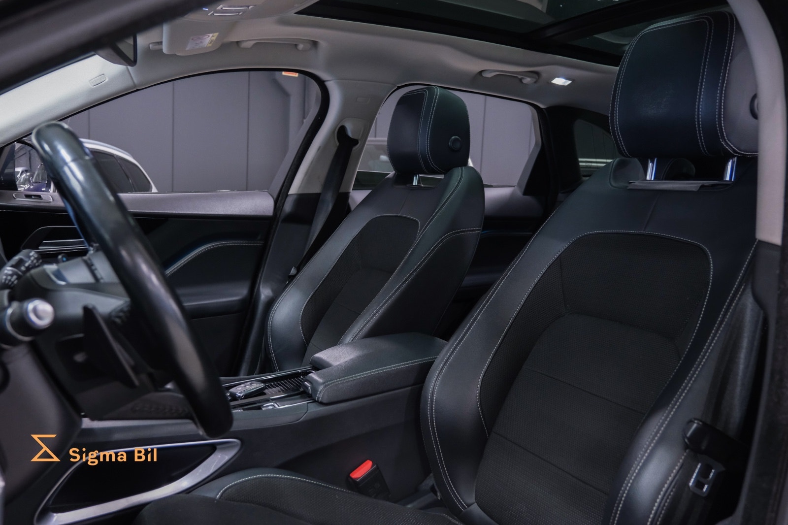 Bilde av Jaguar F-PACE