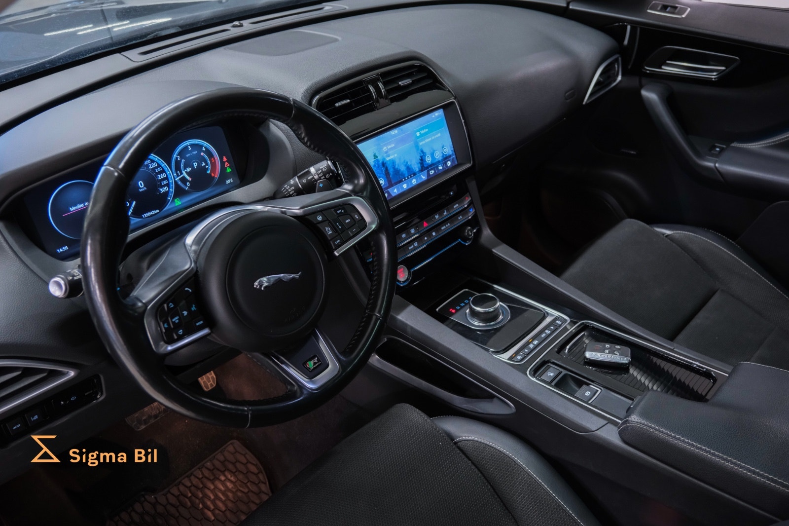 Bilde av Jaguar F-PACE