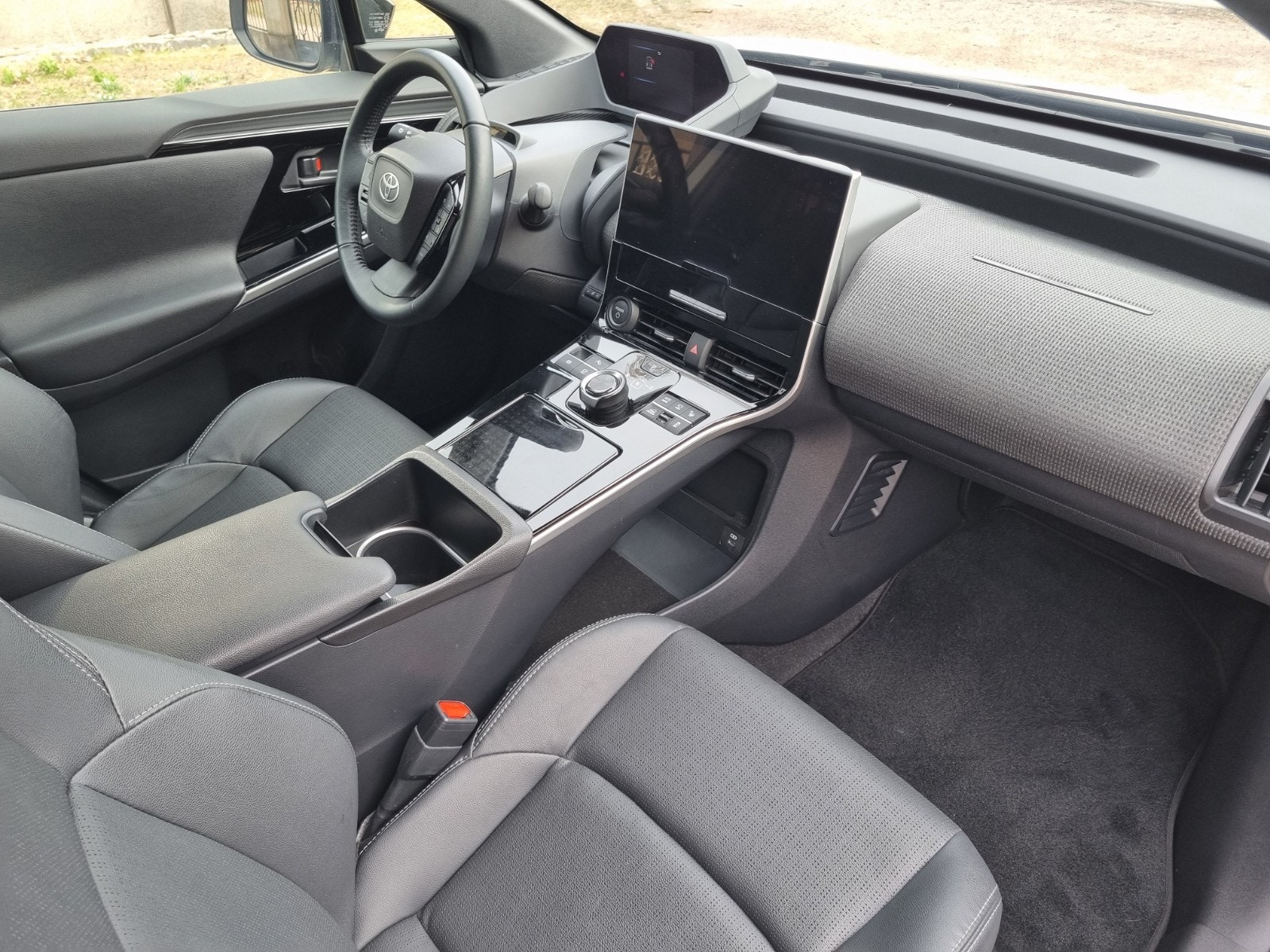 Hovedbilde av Toyota bZ4X