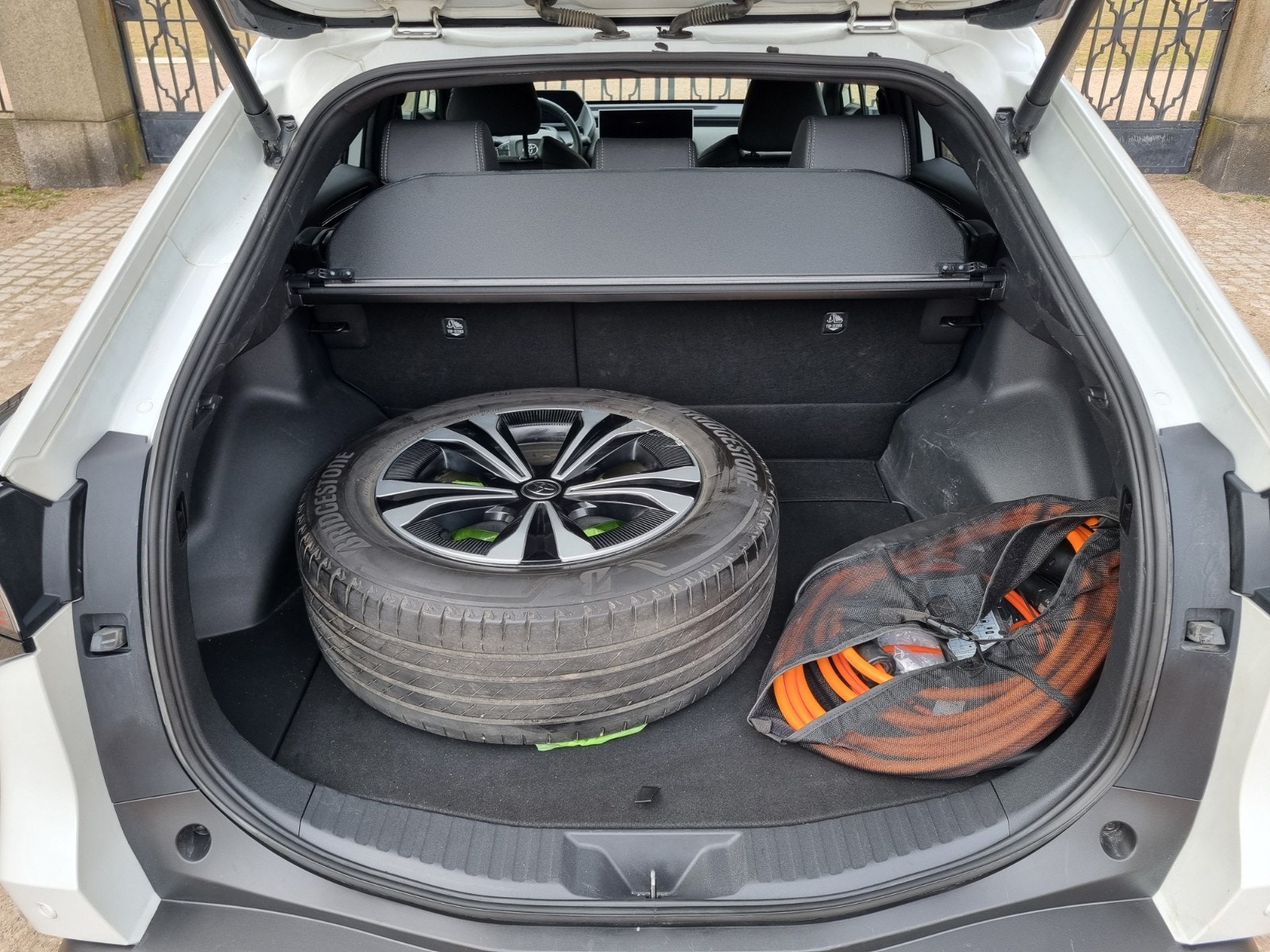 Hovedbilde av Toyota bZ4X