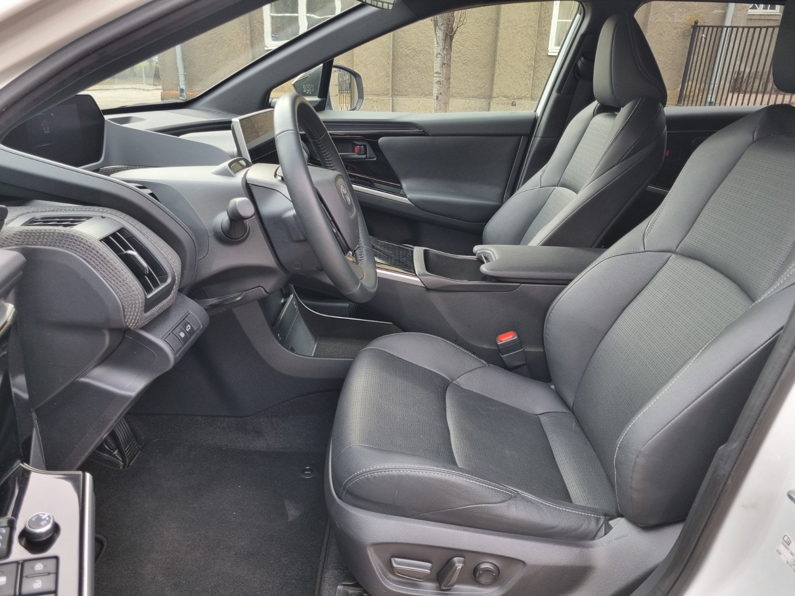 Hovedbilde av Toyota bZ4X