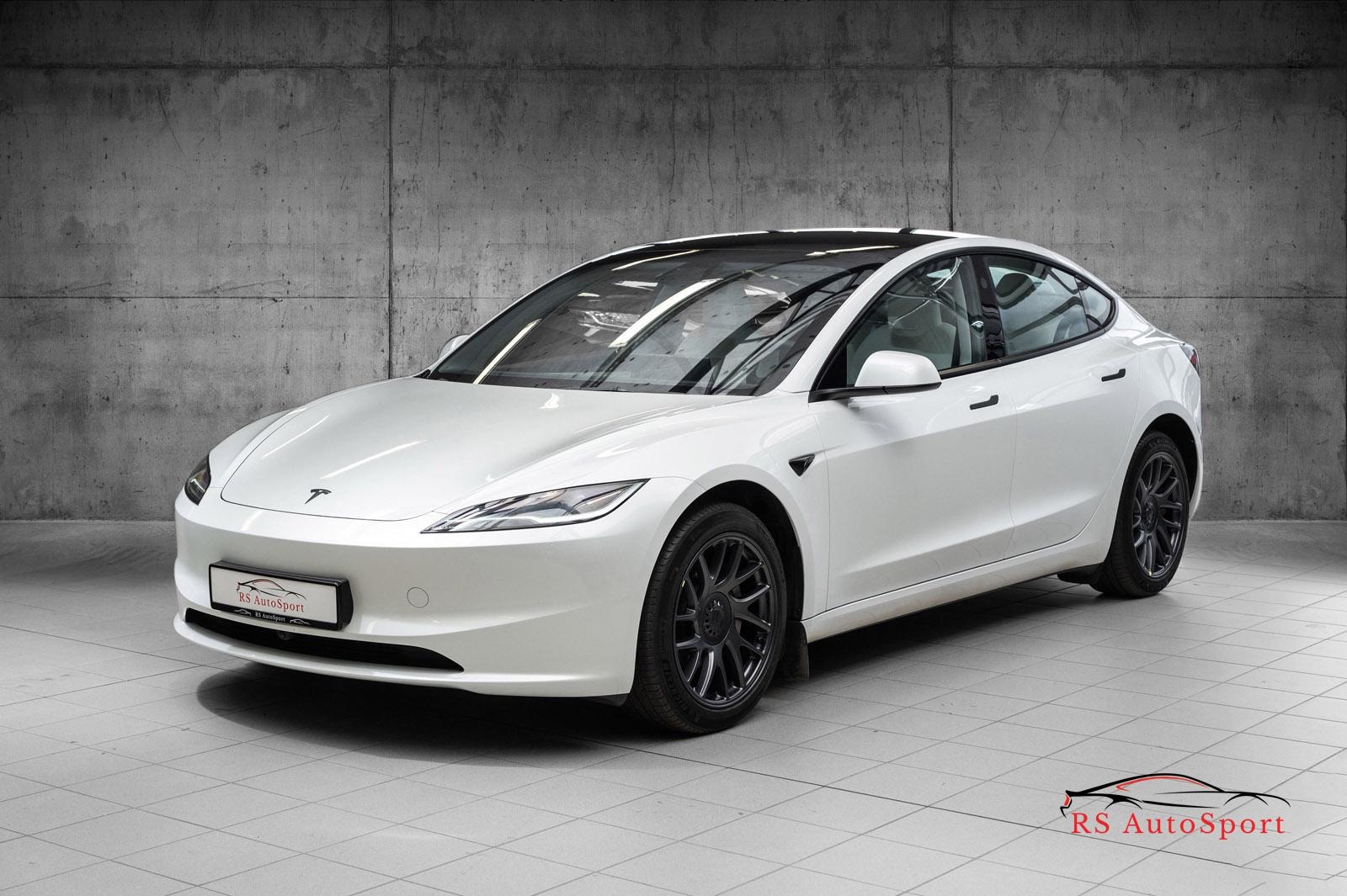 Bilde av 'Tesla Model 3'