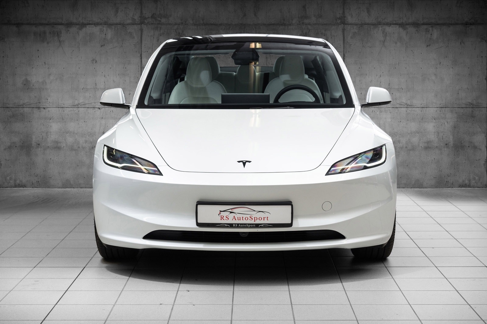Hovedbilde av Tesla Model 3