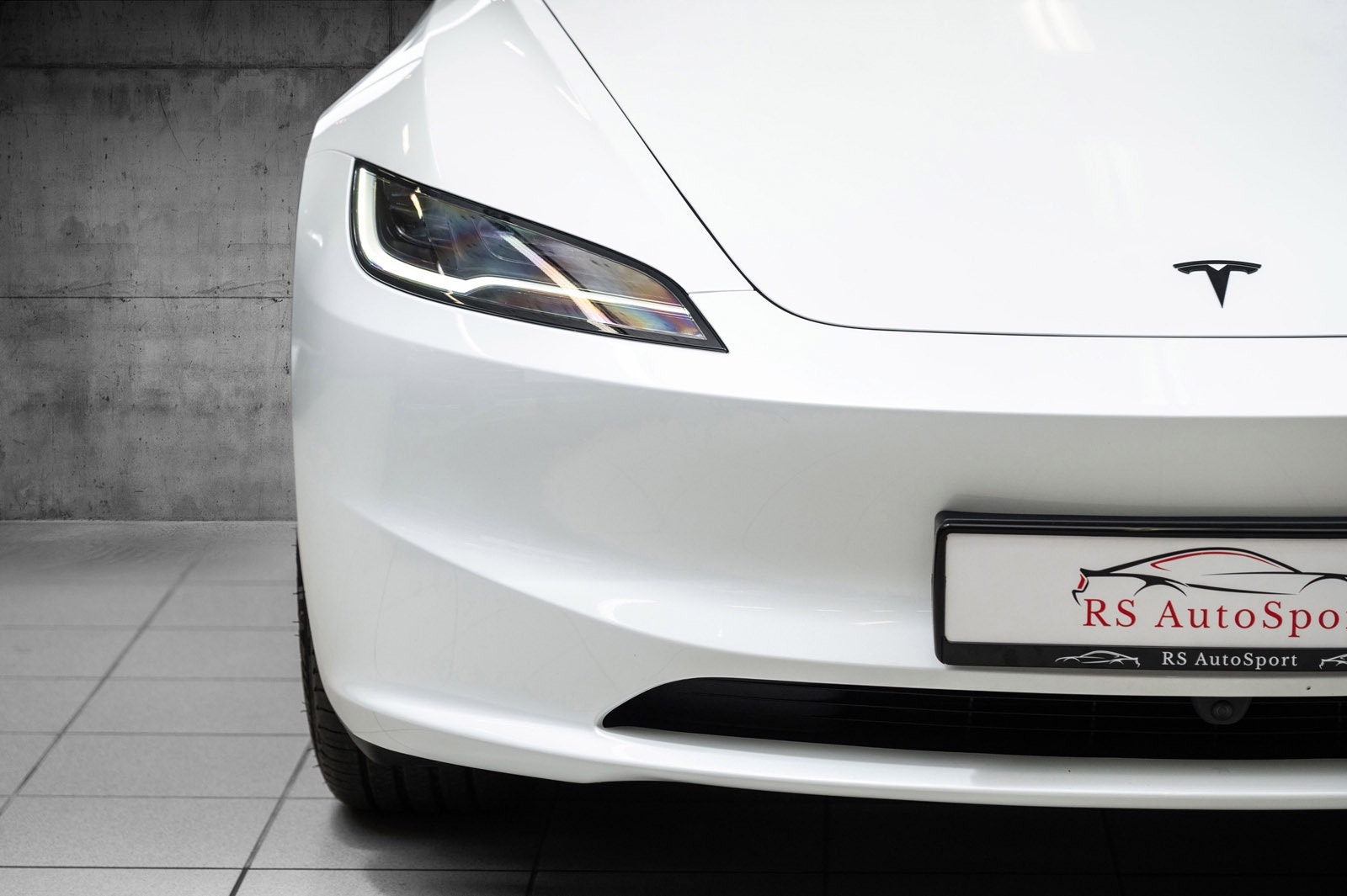 Hovedbilde av Tesla Model 3