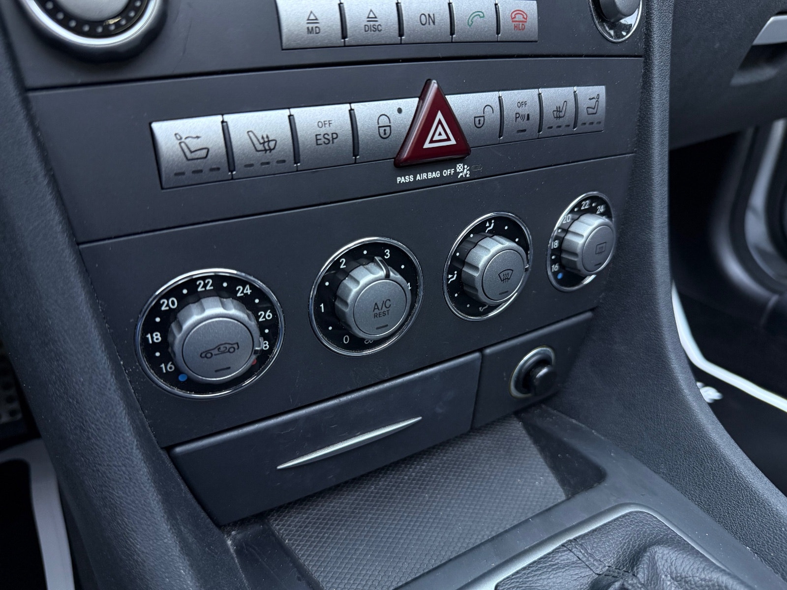 Hovedbilde av Mercedes-Benz SLK350