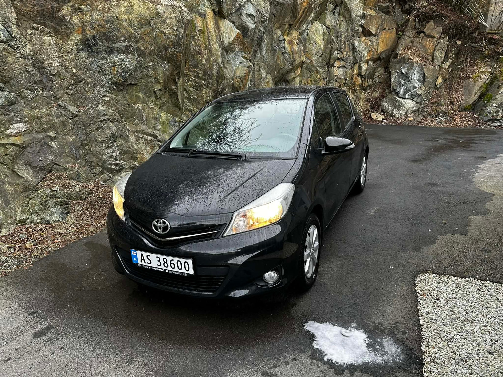 Brukt Toyota Yaris 1.3 vvt-i