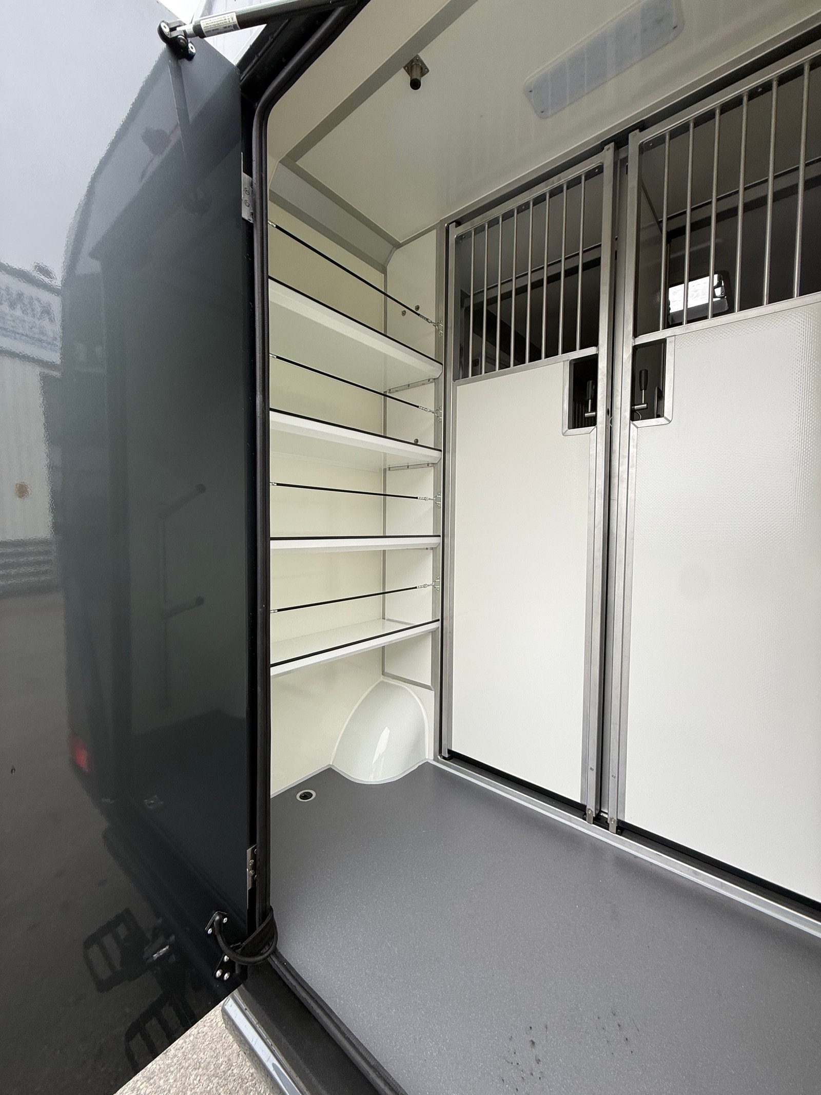 AKX Opel Movano 4,25T - Stutteri hestebil HØSTKAMPANJE! – bilde 6