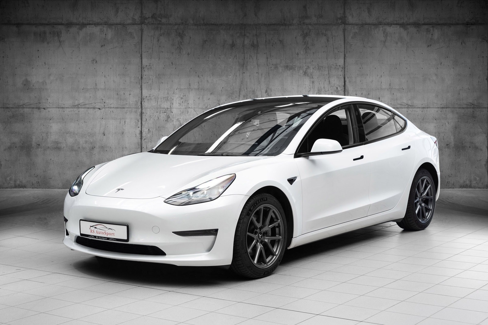 Bilde av 'Tesla Model 3'