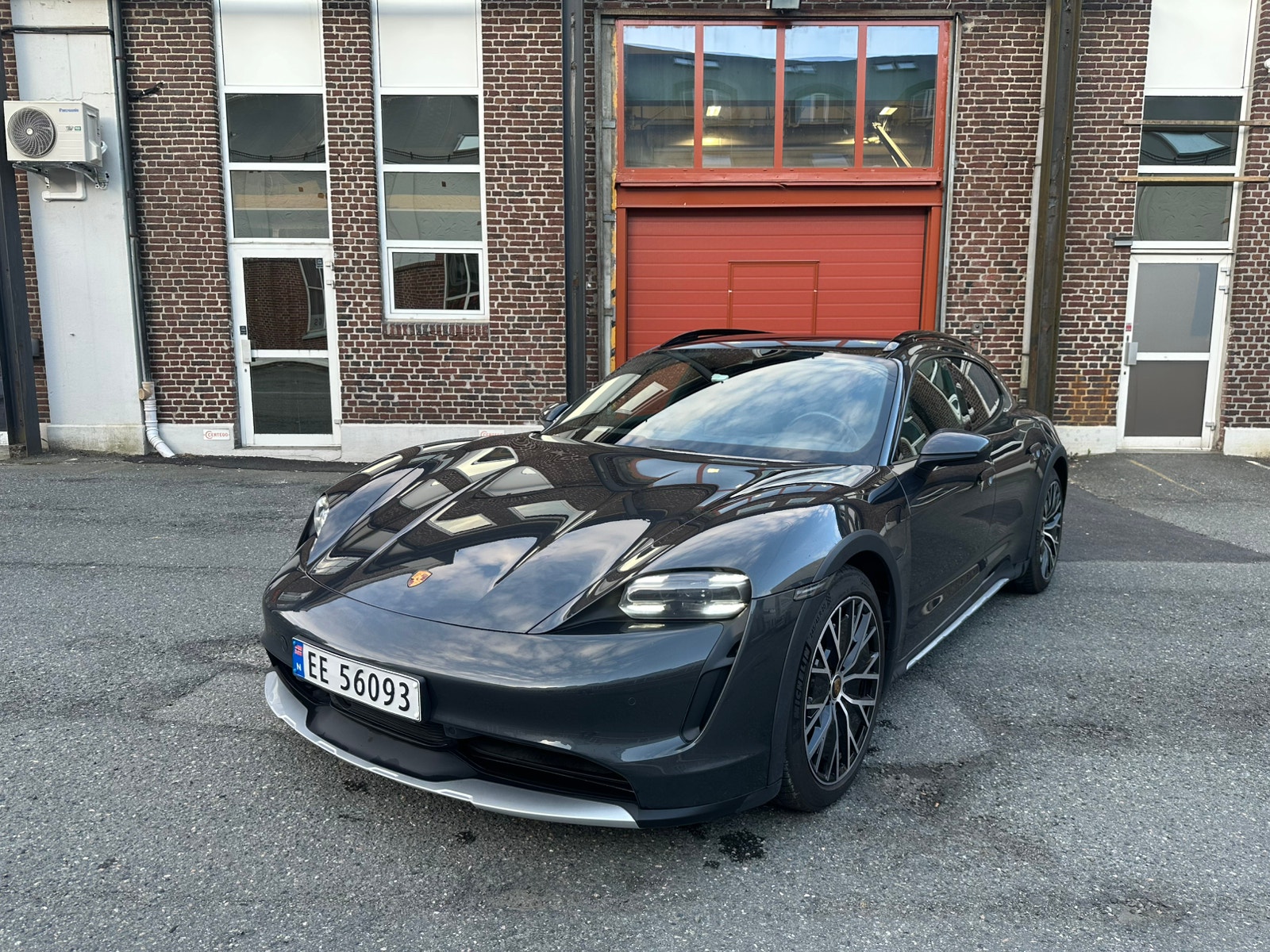 Brukt Porsche Taycan 