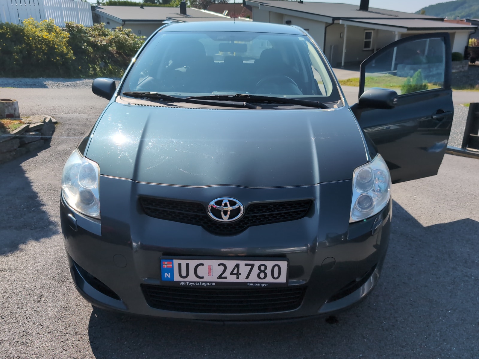 Brukt Toyota Auris 1.4 D-4D