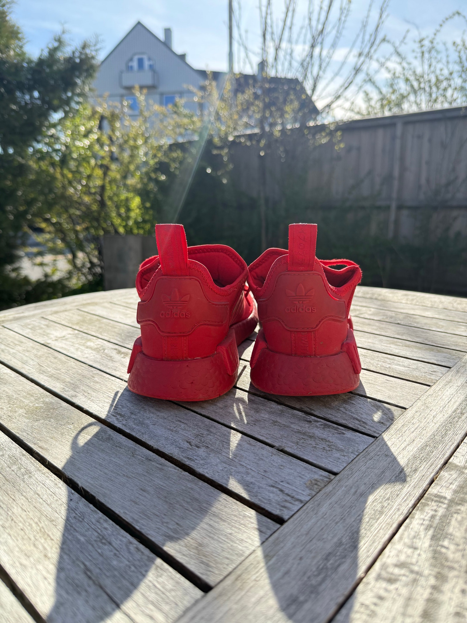 Adidas NMD R1  rd (Triple Red) | str. 40 2/3 | Boost | pent brukt |  FINN-torget