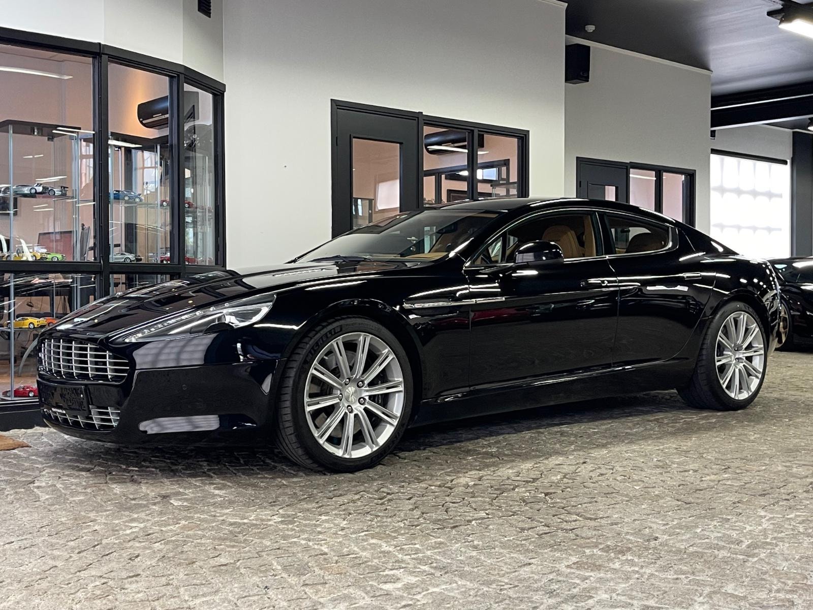 Brukt Aston Martin Rapide 5.9