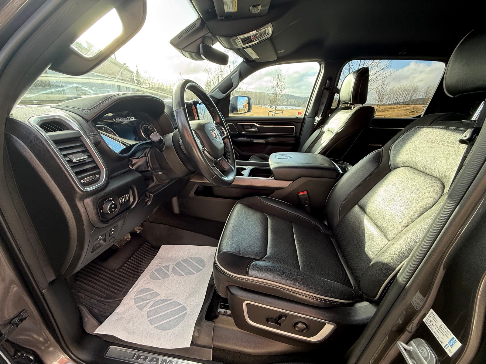 RAM 1500 – bilde 9