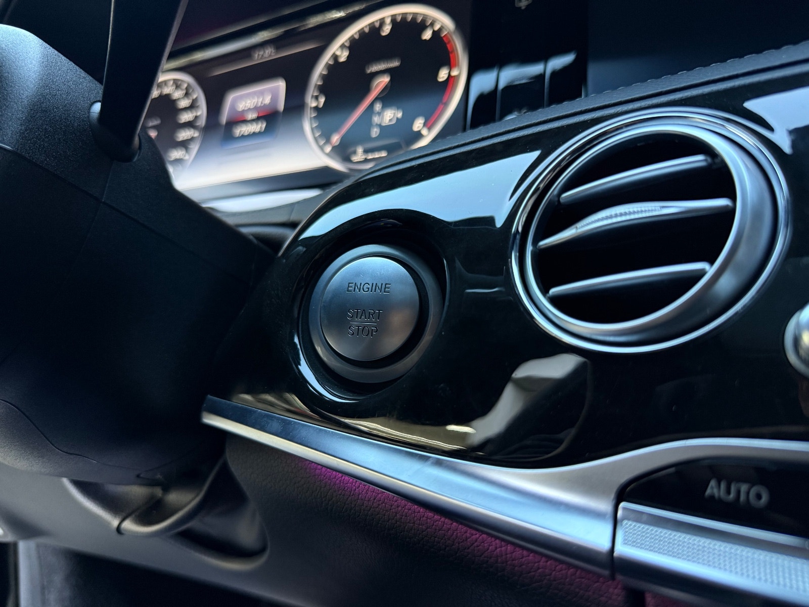 Hovedbilde av Mercedes-Benz S-Klasse