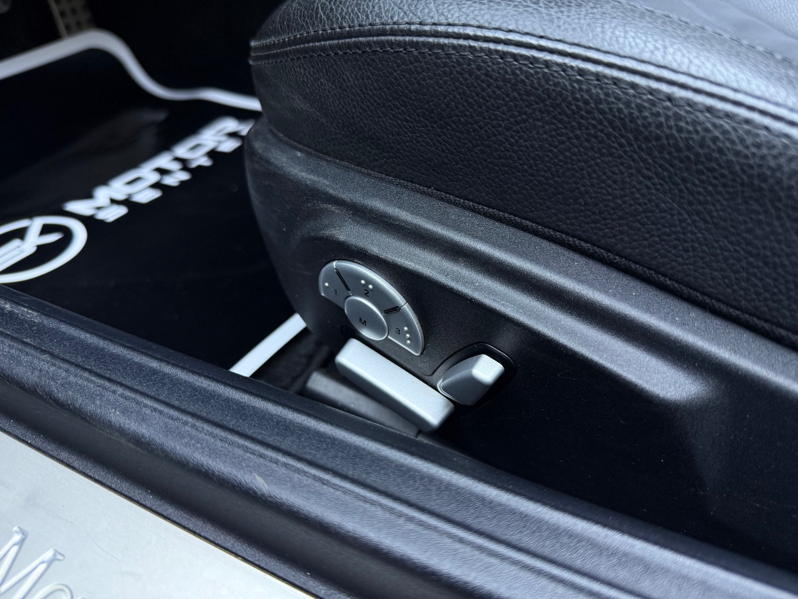 Hovedbilde av Mercedes-Benz SLK350