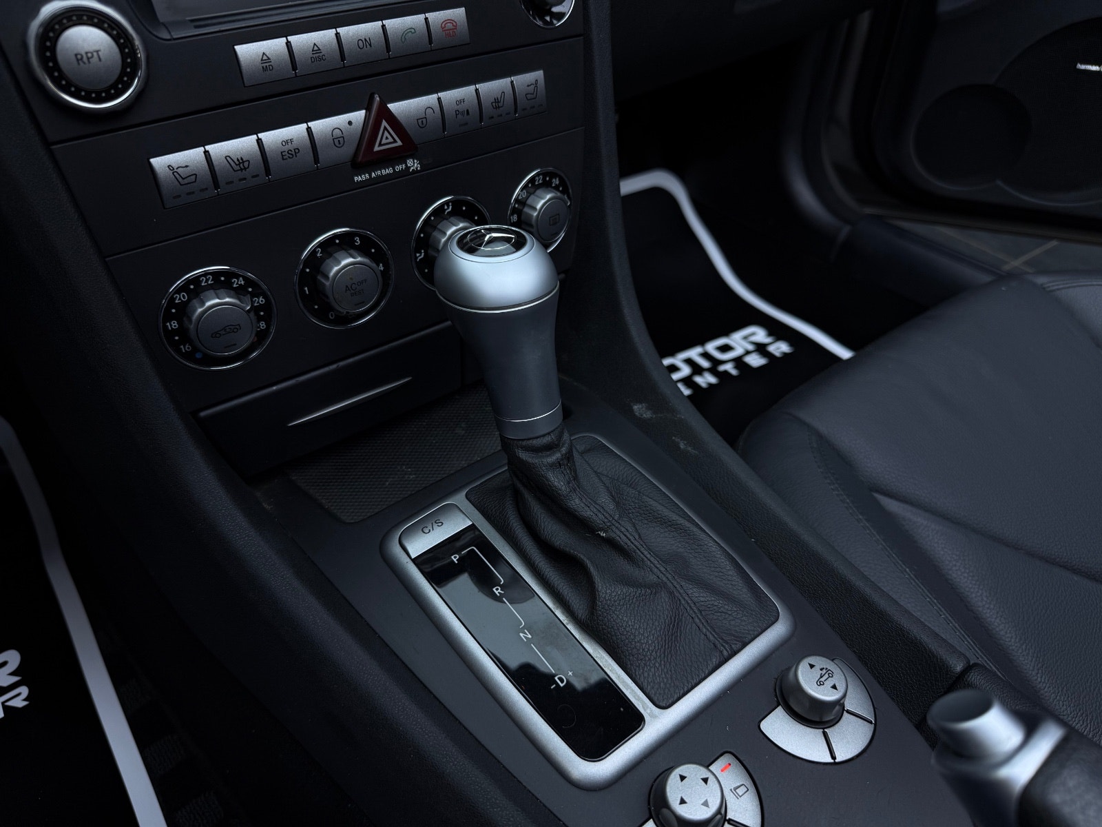Hovedbilde av Mercedes-Benz SLK350