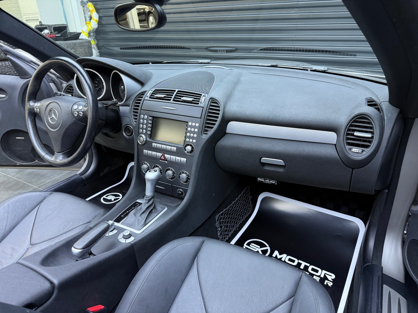 Hovedbilde av Mercedes-Benz SLK350