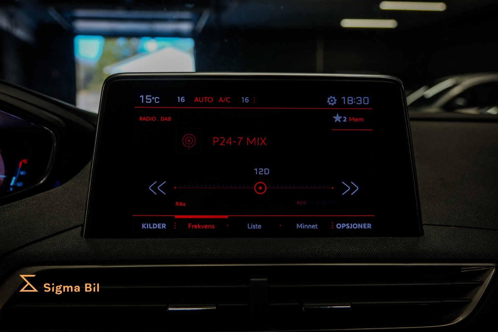 Bilde av Peugeot 5008