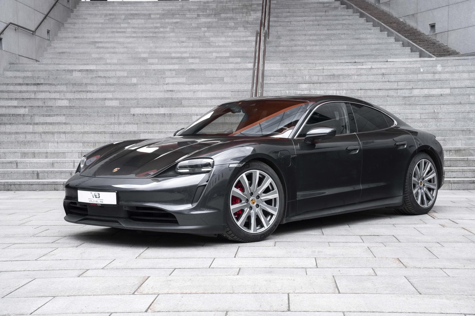 Brukt Porsche Taycan 
