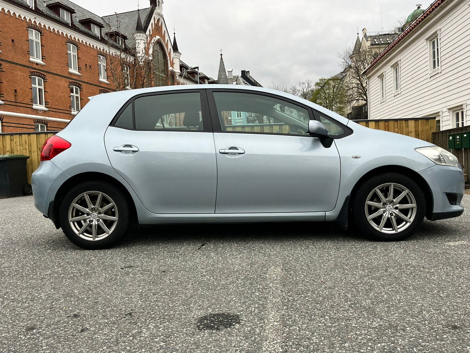 Brukt Toyota Auris 1.4 D-4D