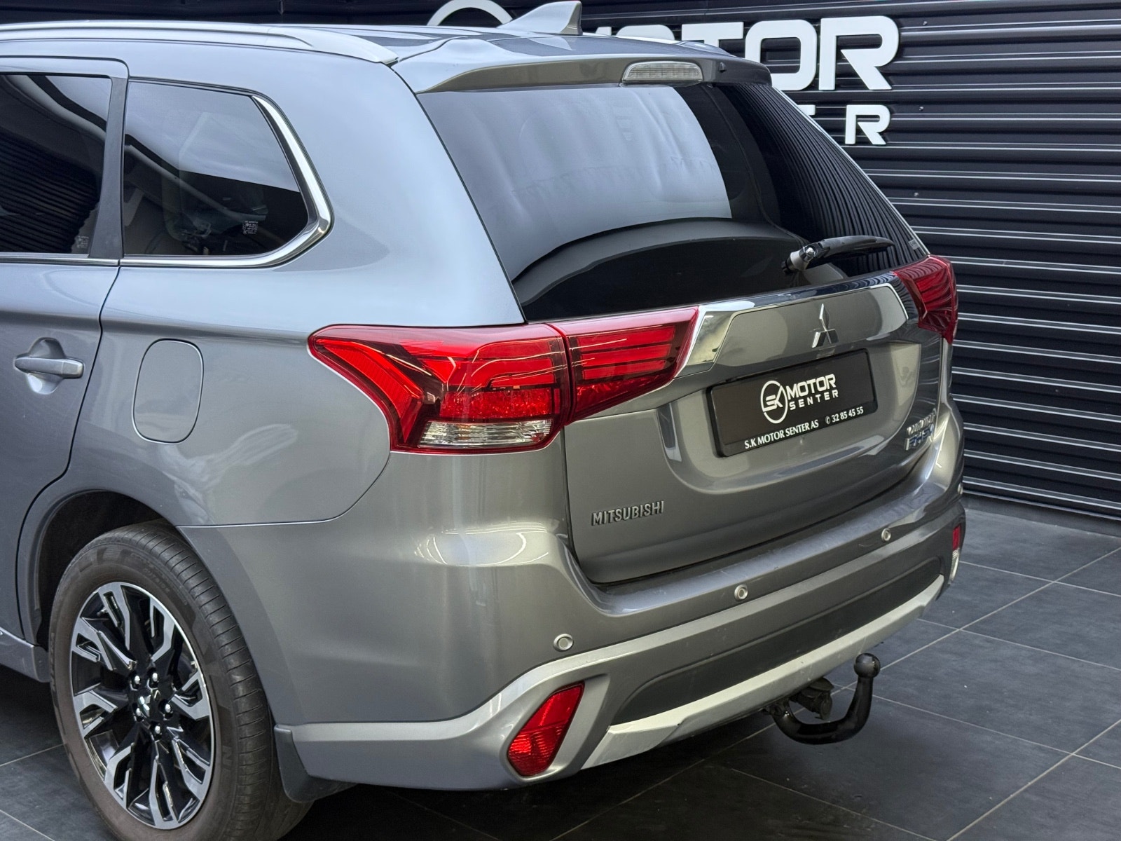 Hovedbilde av Mitsubishi Outlander