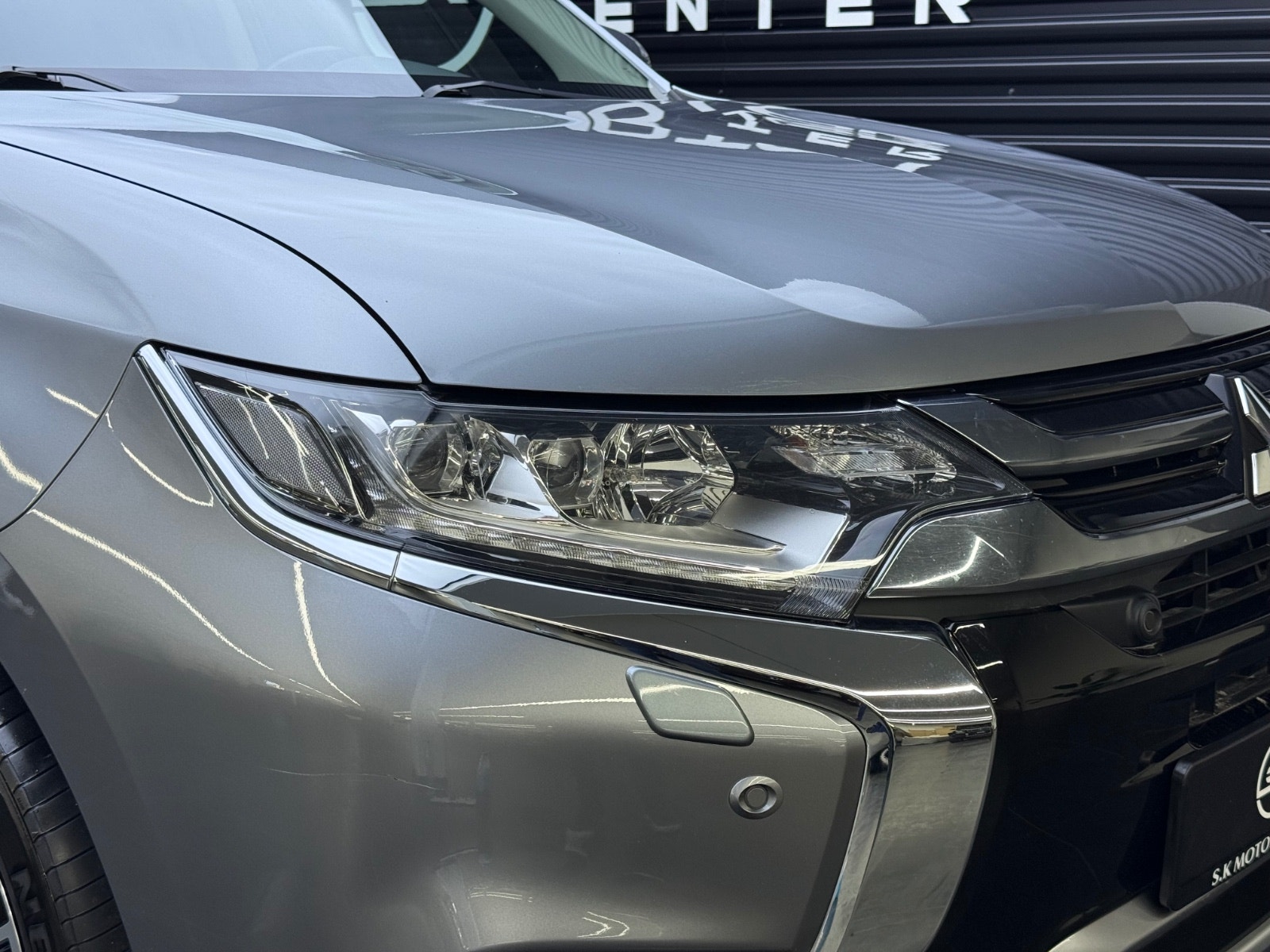Hovedbilde av Mitsubishi Outlander