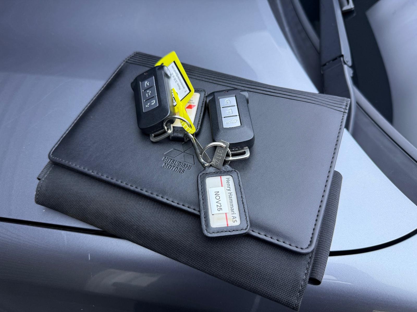 Hovedbilde av Mitsubishi Outlander