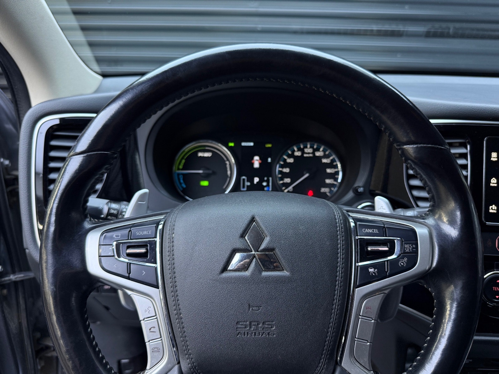 Hovedbilde av Mitsubishi Outlander