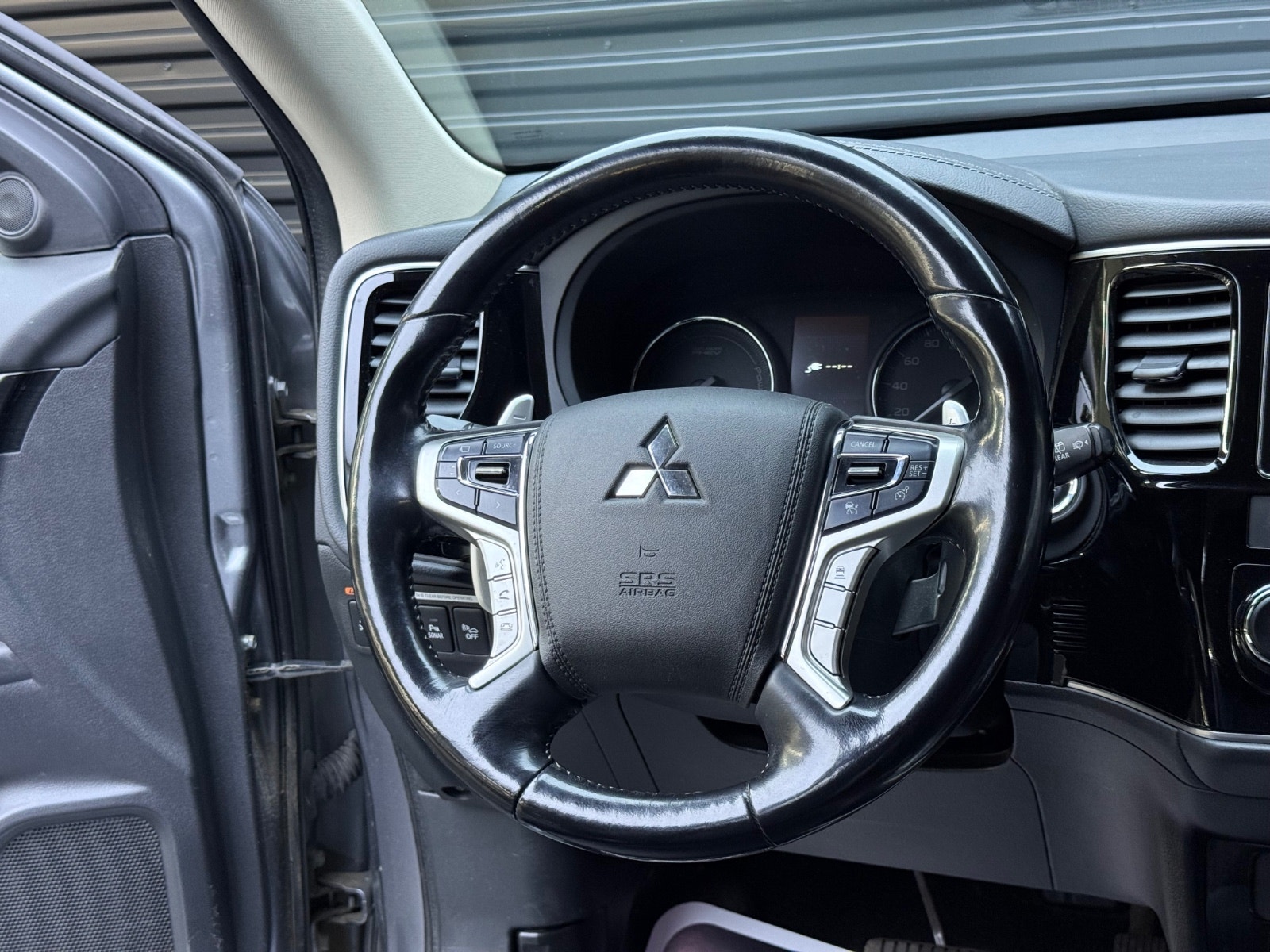 Hovedbilde av Mitsubishi Outlander
