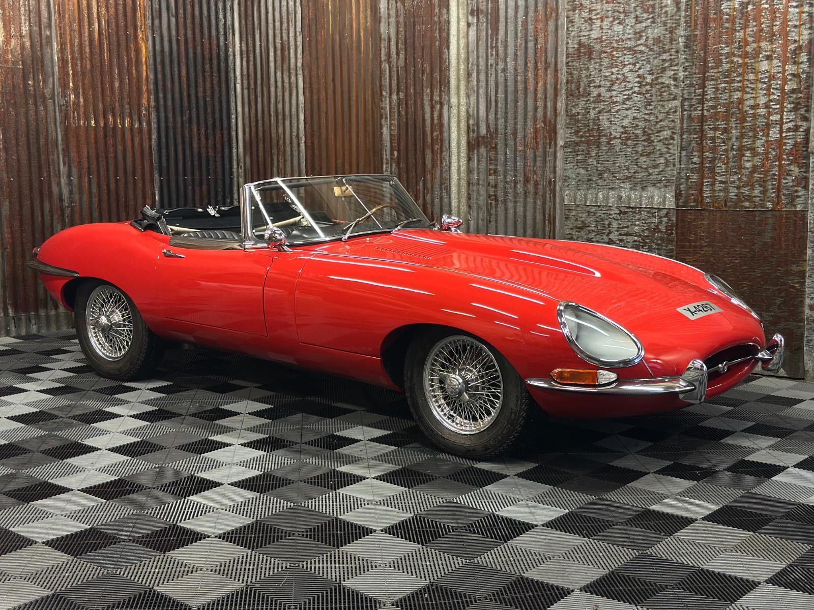 Brukt Jaguar E-Type 4.2