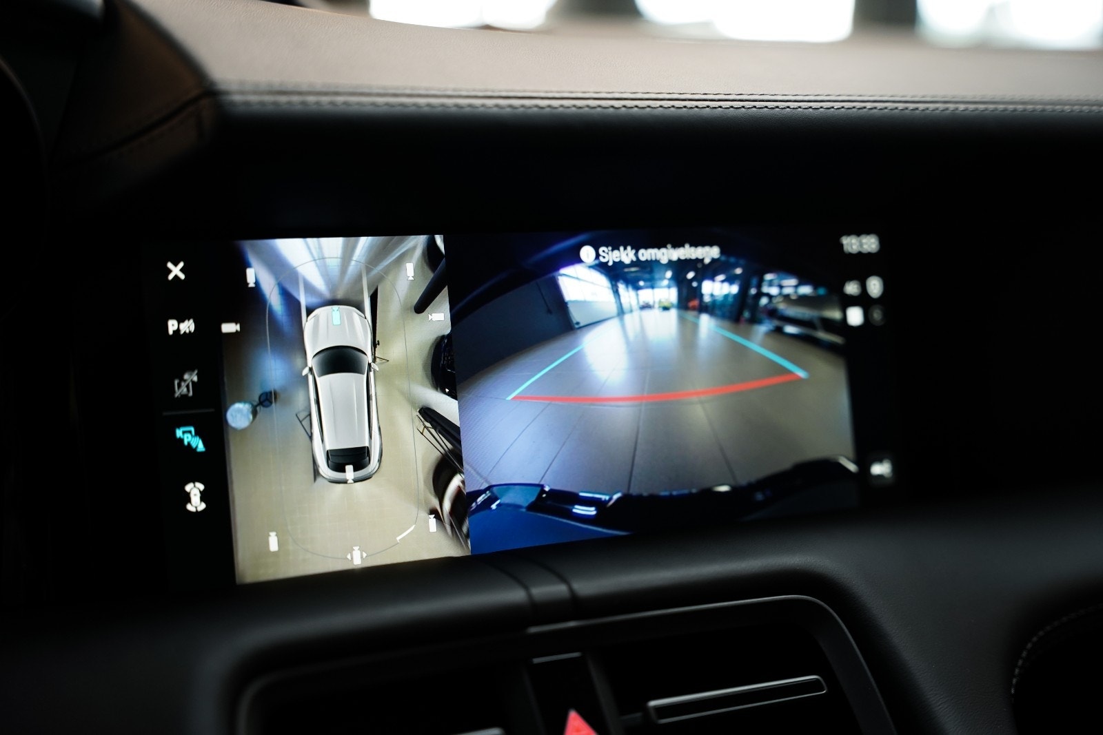 Hovedbilde av Porsche Taycan Cross Turismo