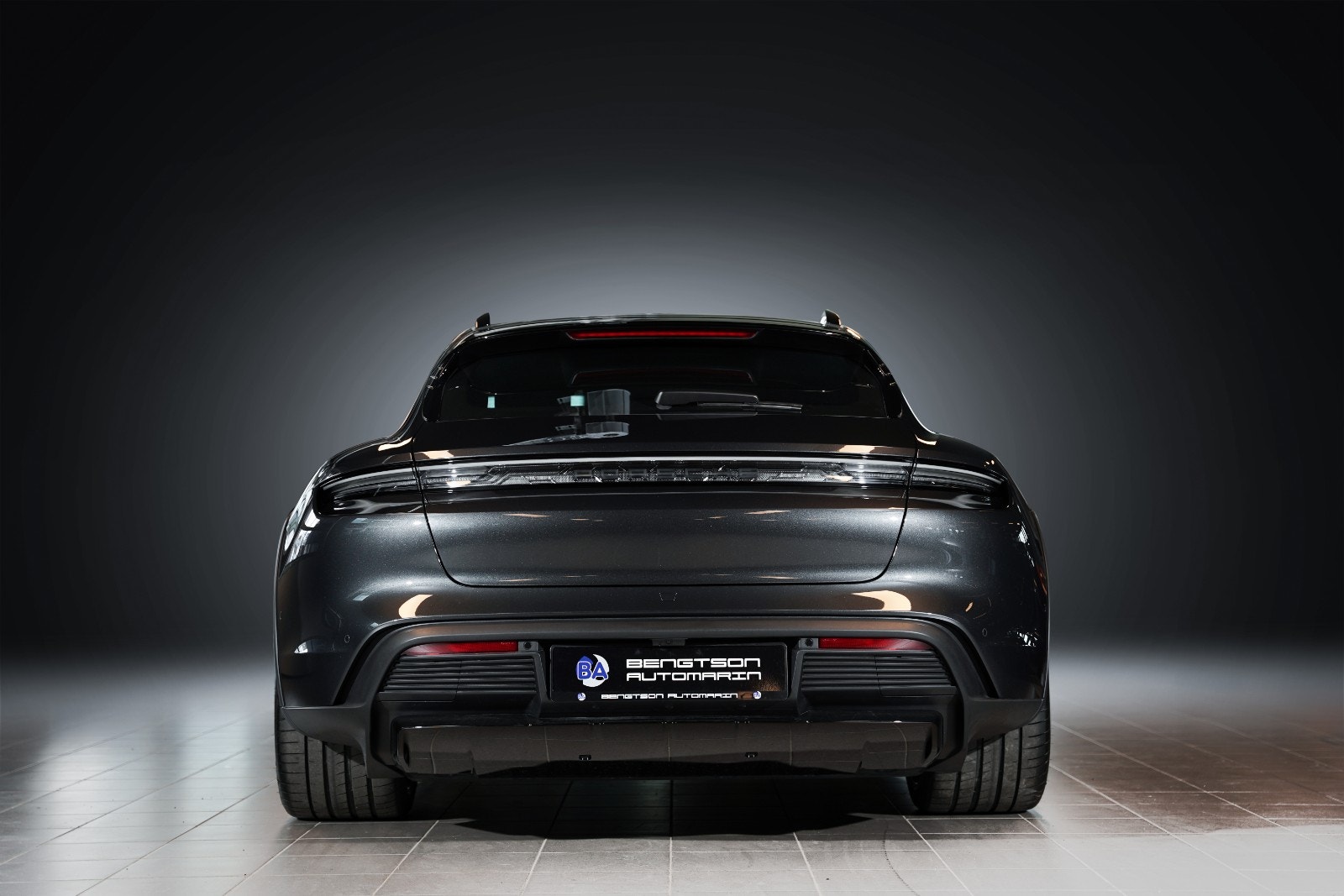 Hovedbilde av Porsche Taycan Cross Turismo