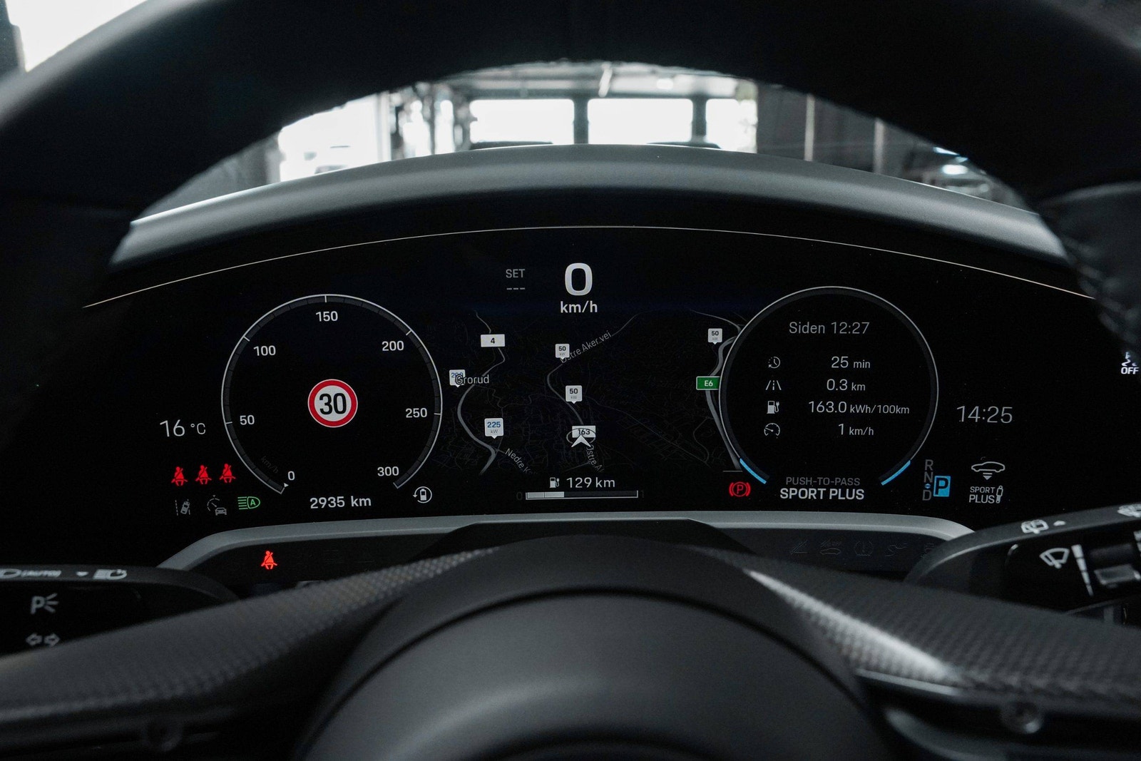 Hovedbilde av Porsche Taycan Cross Turismo
