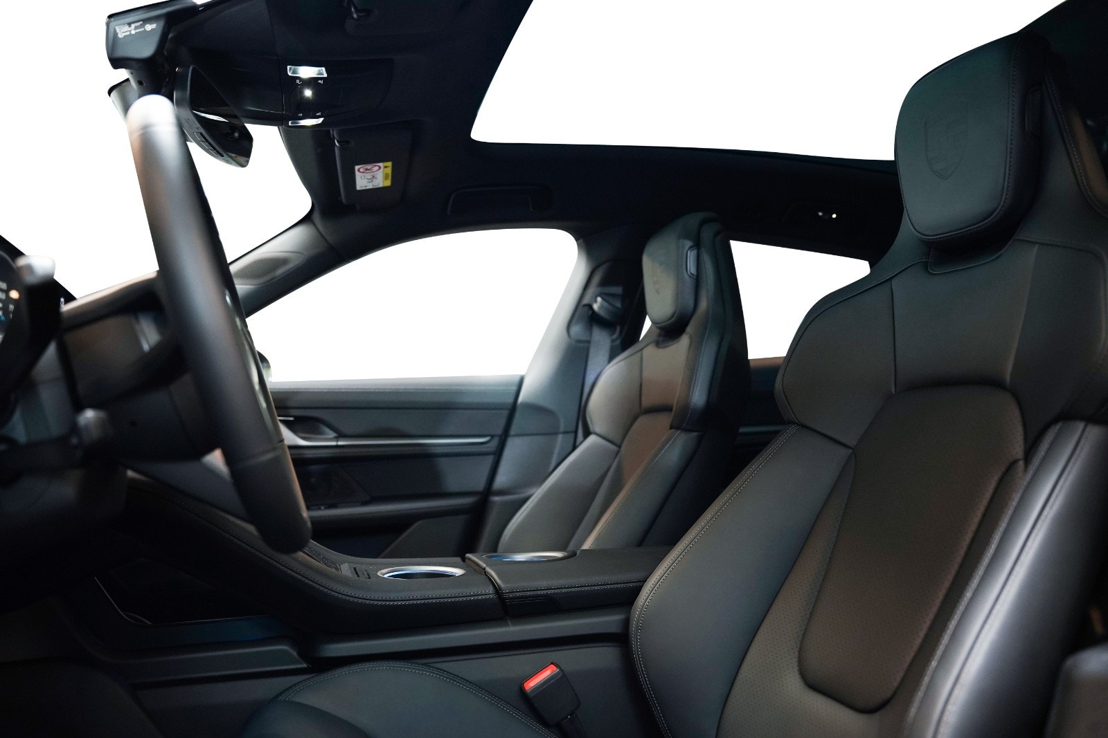 Hovedbilde av Porsche Taycan Cross Turismo