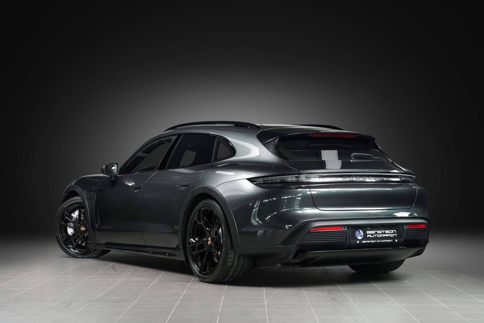 Hovedbilde av Porsche Taycan Cross Turismo