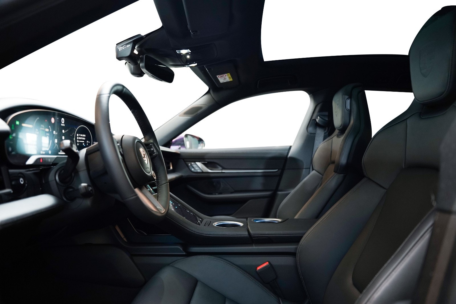 Hovedbilde av Porsche Taycan Cross Turismo