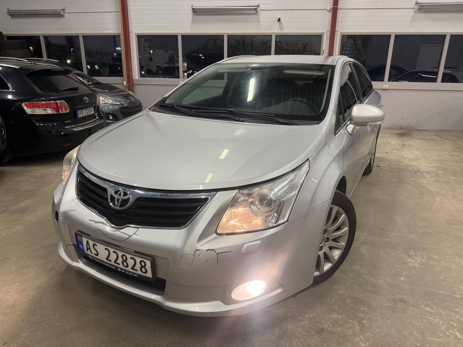 Brugt Toyota Avensis 1.8