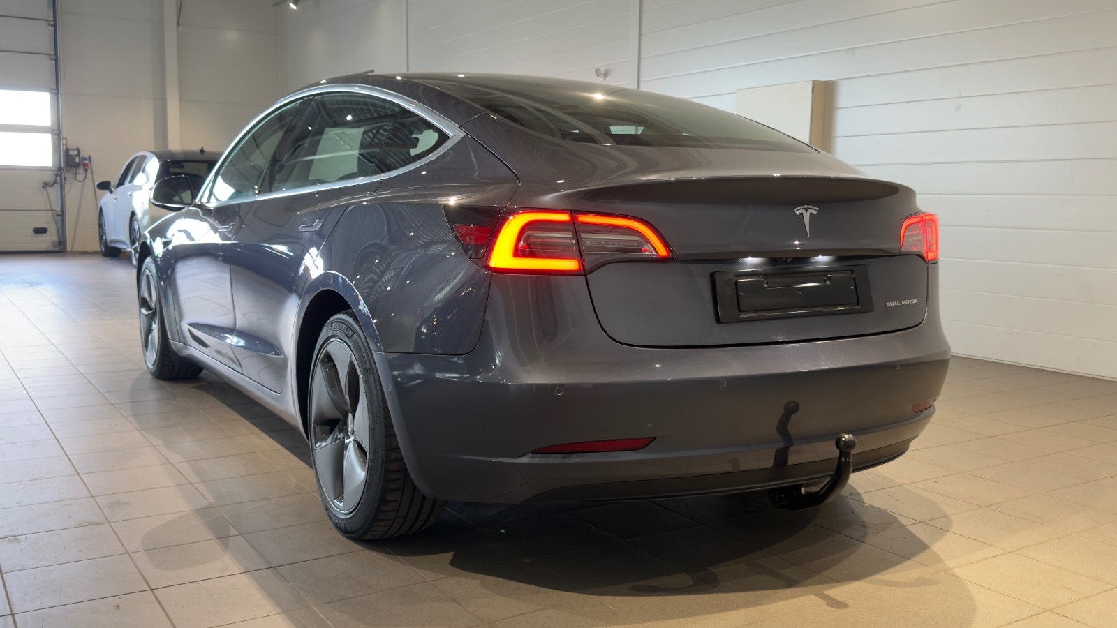 Hovedbilde av Tesla Model 3