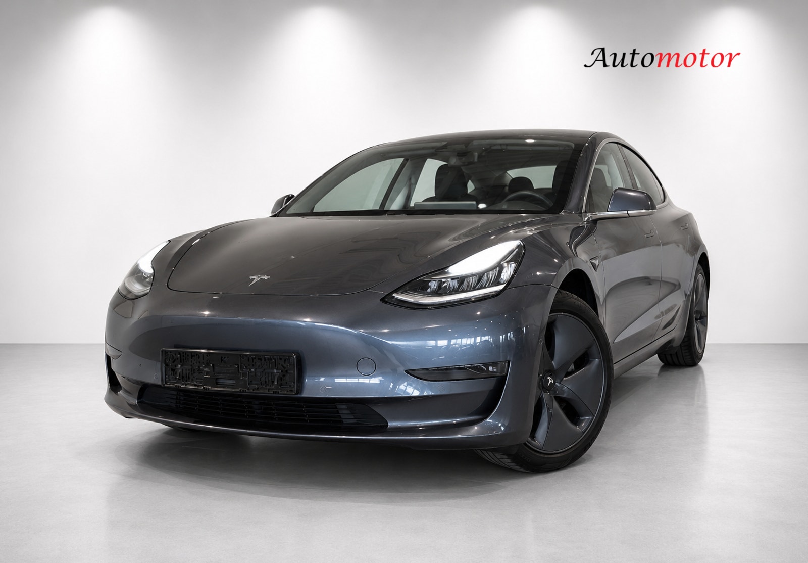 Hovedbilde av Tesla Model 3