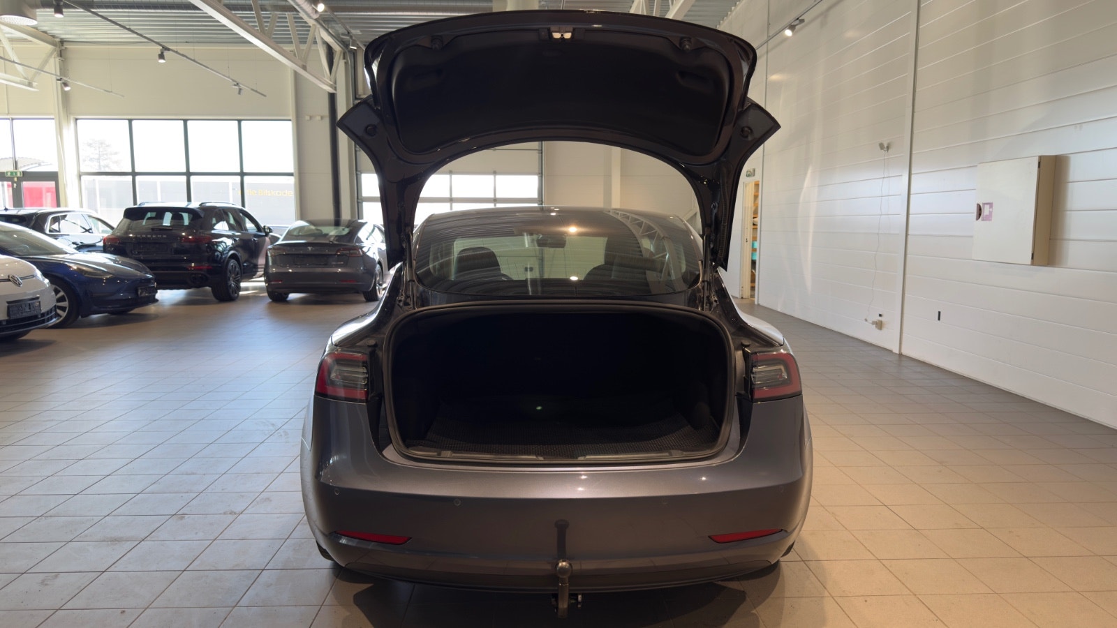 Hovedbilde av Tesla Model 3