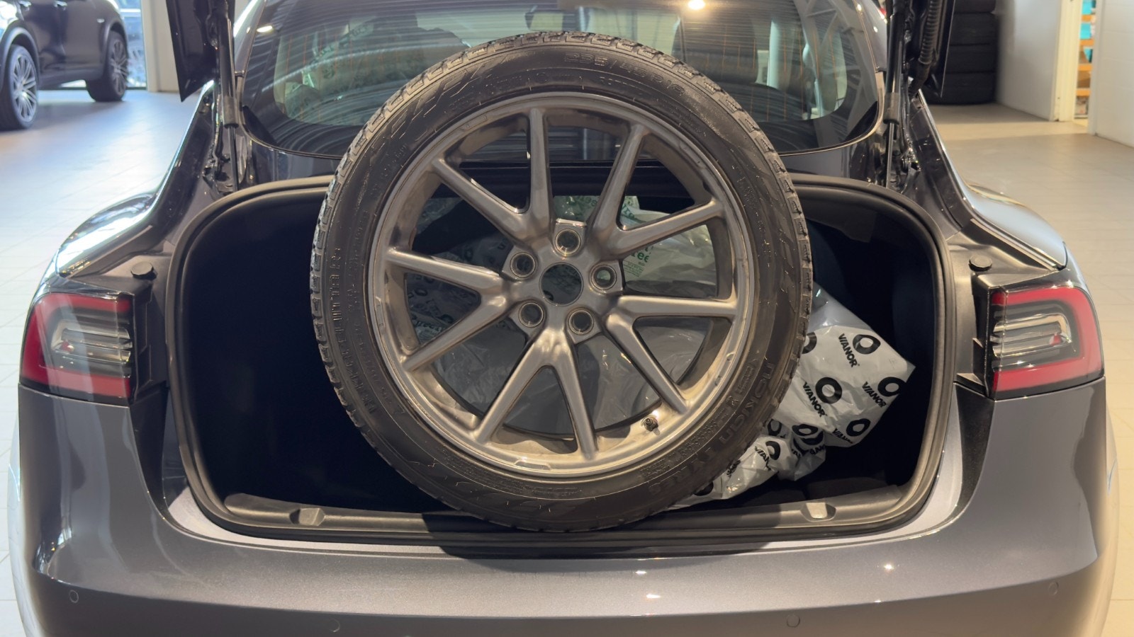 Hovedbilde av Tesla Model 3