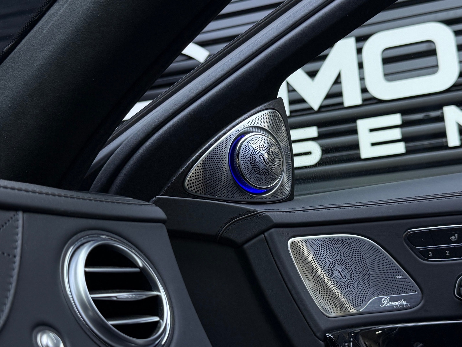 Hovedbilde av Mercedes-Benz S500