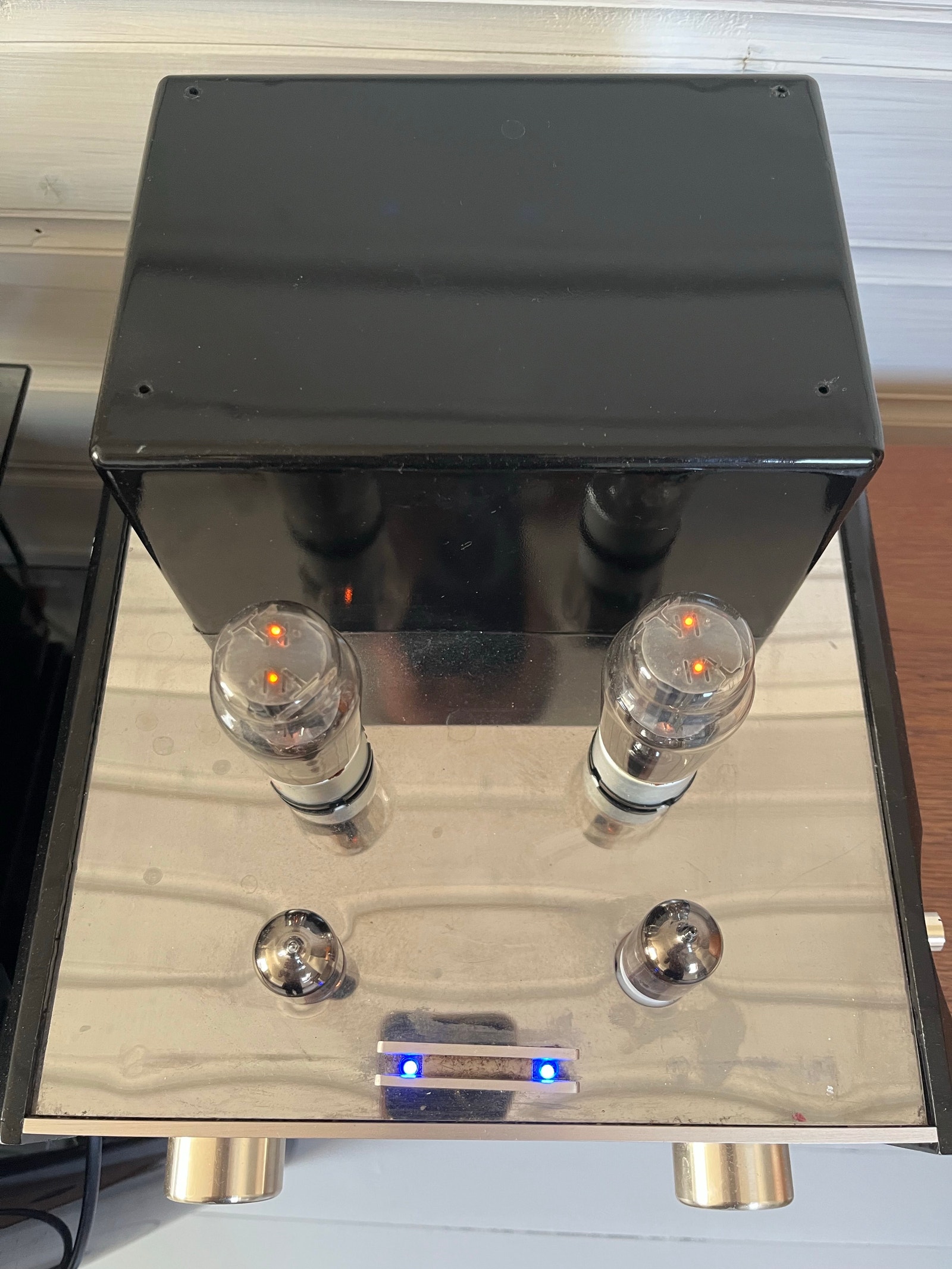 Vacuum Tube Power amplifier model AV-400 | FINN-torget