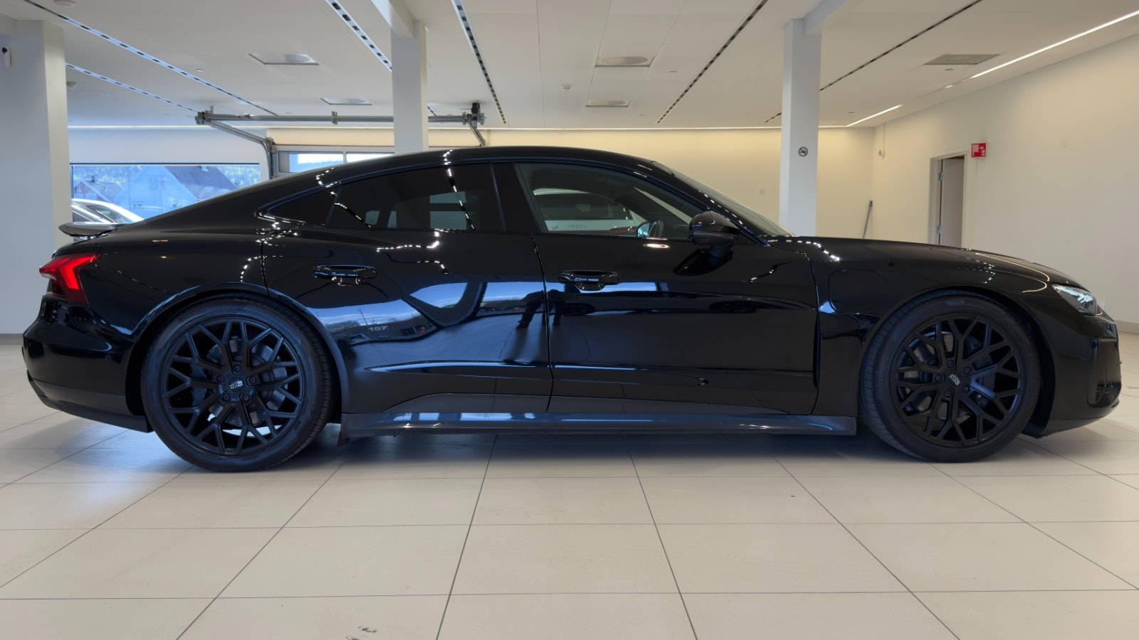 Hovedbilde av Audi e-tron GT