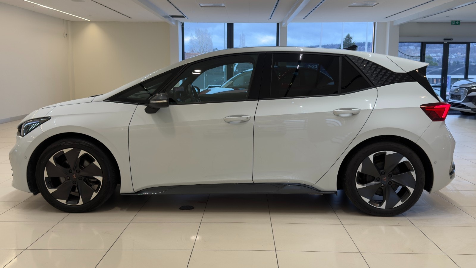 Hovedbilde av Cupra Born