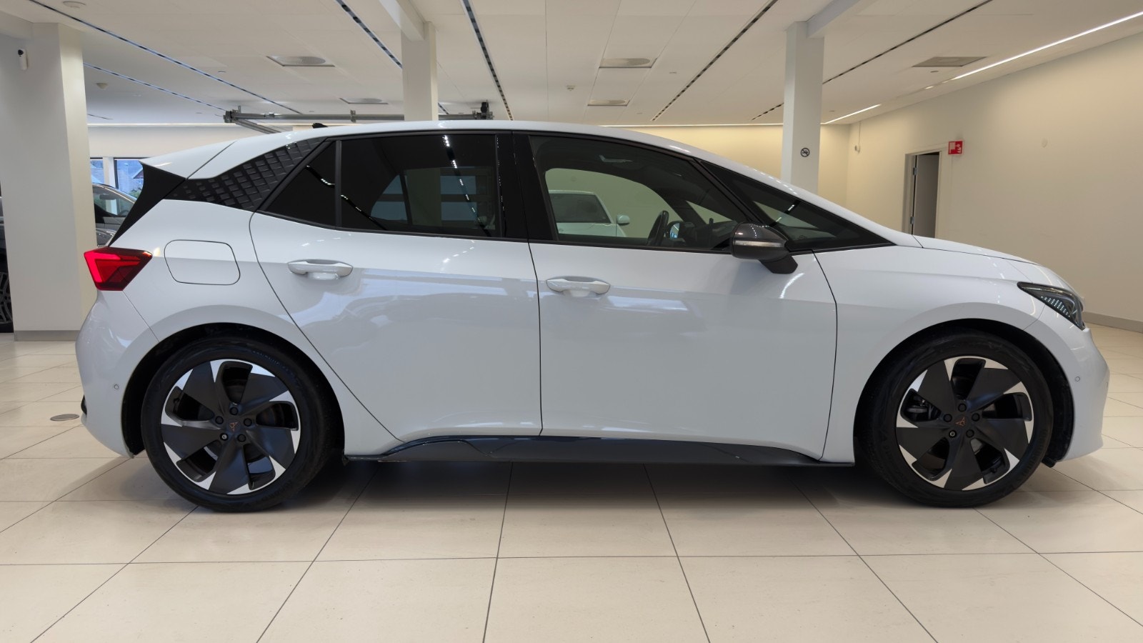 Hovedbilde av Cupra Born