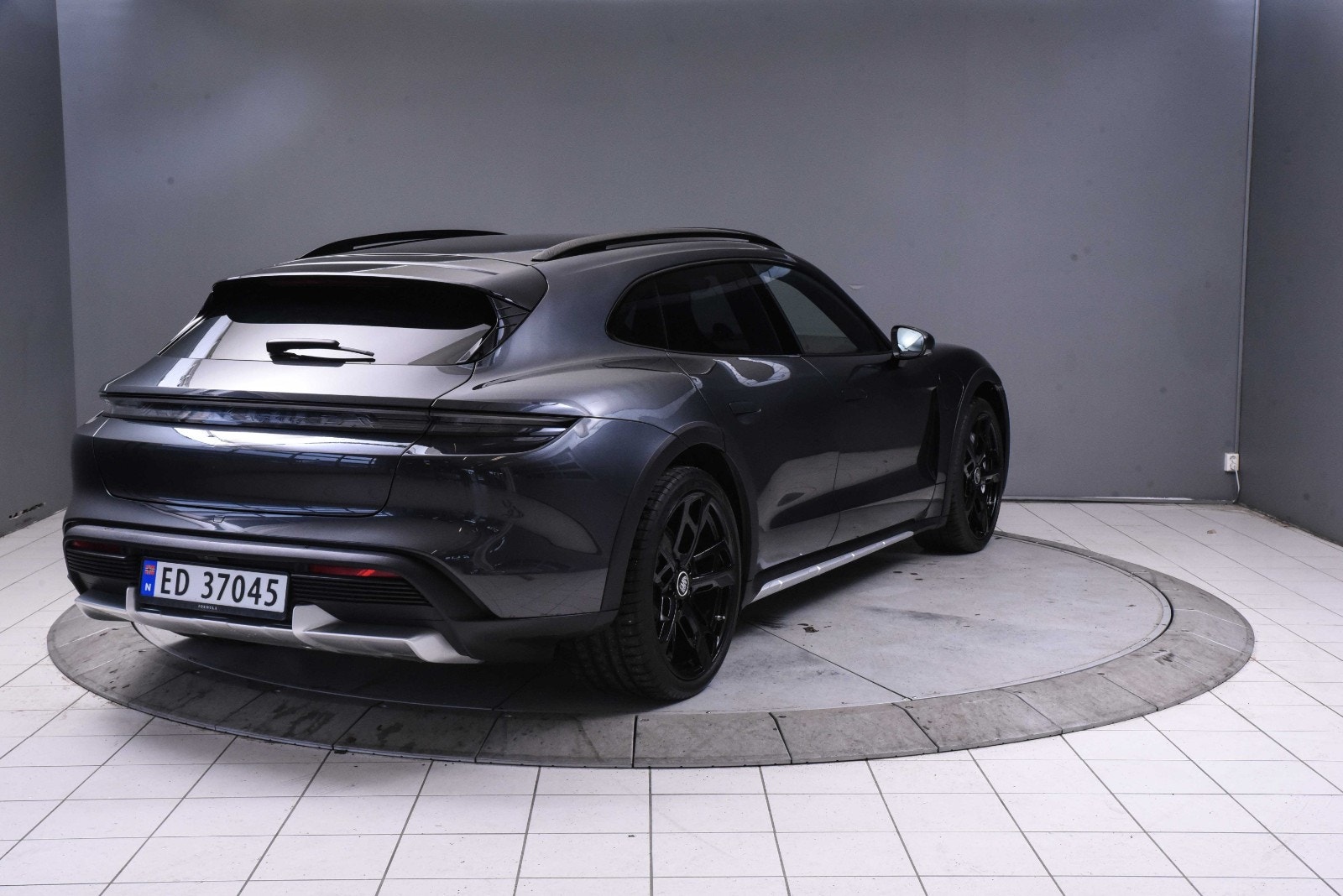 Brukt Porsche Taycan 